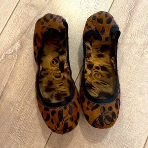 Cute leopard print Calf hair Sam Edelman flats